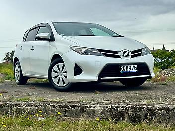 64,295 Km, Hatchback, 1496 cc, Petrol engine, Automatic