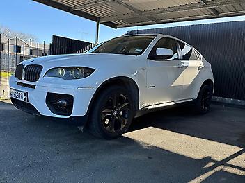 209,916 Km, Station Wagon, 2979 cc, Petrol engine, Automatic