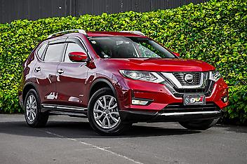 37,838 Km, 4WD, 2000 cc, Hybrid engine, Automatic