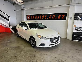 164,435 Km, Sedan, 1590 cc, Petrol engine, Automatic