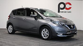 84,860 Km, Hatchback, 1198 cc, Hybrid engine, Automatic