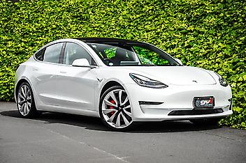 31,071 Km, Sedan, 0 cc, Electric engine, Automatic