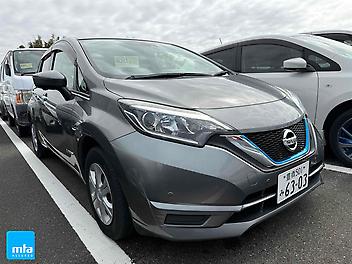 72,257 Km, Hatchback, 1200 cc, Hybrid engine, Auto