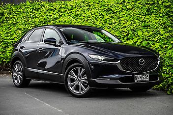 128,399 Km, 4WD, 2500 cc, Petrol engine, Automatic