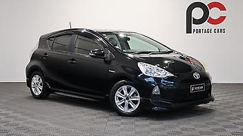 141,690 Km, Hatchback, 1496 cc, Hybrid engine, Automatic