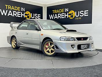 99,200 Km, Sedan, 2000 cc, Petrol engine, Manual