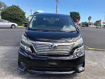 224,801 Km, Station Wagon, 2360 cc, Petrol engine, Automatic