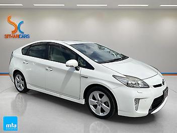 100,485 Km, Hatchback, 1800 cc, Hybrid engine, Auto