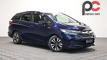 96,710 Km, Station Wagon, 1496 cc, Hybrid engine, Automatic