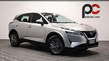 107,560 Km, Station Wagon, 1332 cc, Petrol engine, Automatic