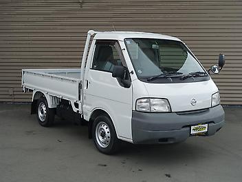 24,021 Km, Flatdeck, 1789 cc, Petrol engine, Manual