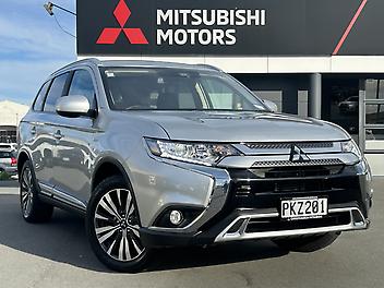 94,000 Km, RV/SUV, 2360126 cc, Petrol engine, CVT