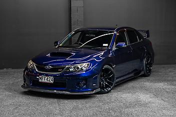 143,000 Km, Sedan, 2457 cc, Petrol engine, Tiptronic