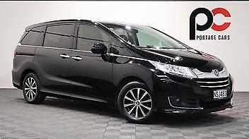 124,116 Km, Station Wagon, 2350 cc, Petrol engine, Automatic