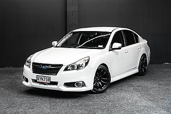 143,000 Km, Sedan, 2498 cc, Petrol engine, Tiptronic