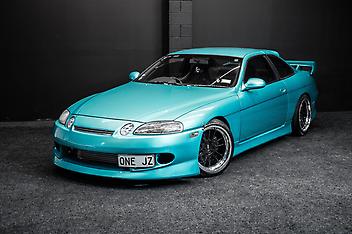 117,000 Km, Coupe, 2490 cc, Petrol engine, Manual