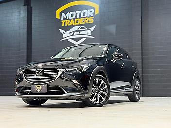 92,031 Km, RV-SUV, 2000 cc, Petrol engine, Automatic