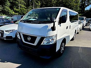 117,805 Km, Van, 2500 cc, Diesel engine, Automatic