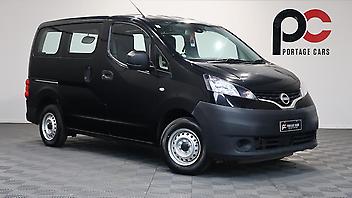 49 Km, Van, 1597 cc, Petrol engine, Automatic