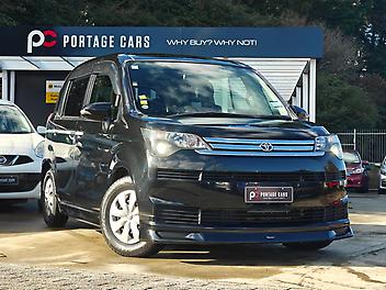 71,038 Km, Hatchback, 1329 cc, Petrol engine, Automatic