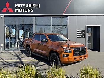 10 Km, Utility, 2442150 cc, Diesel engine, 6-gear automatic