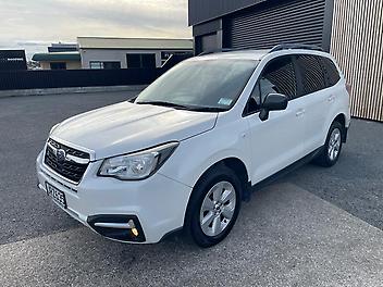 220,127 Km, SUV / 4x4, 2498 cc, Petrol engine, CVT