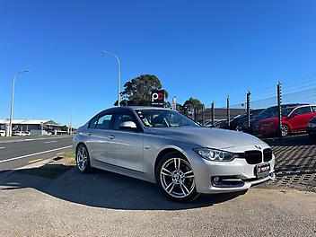 60,200 Km, Sedan, 1997 cc, Petrol engine, Automatic