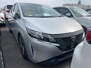 79,000 Km, Hatchback, 1200 cc, Hybrid (Electricity) engine, automatic