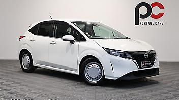 84,250 Km, Hatchback, 1198 cc, Hybrid engine, Automatic