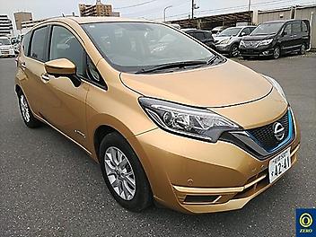82,000 Km, Hatchback, 1200 cc, Hybrid (Electricity) engine, automatic