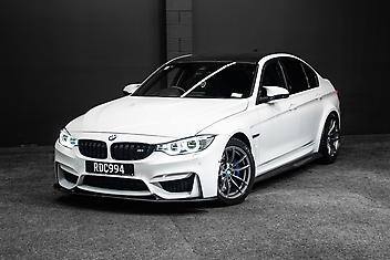 54,995 Km, Sedan, 2970 cc, Petrol engine, Automatic