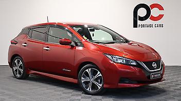 59,906 Km, Hatchback, 0 cc, Electric engine, Automatic
