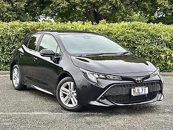 73,730 Km, Hatchback, 2000 cc,  engine, Tiptronic Automatic