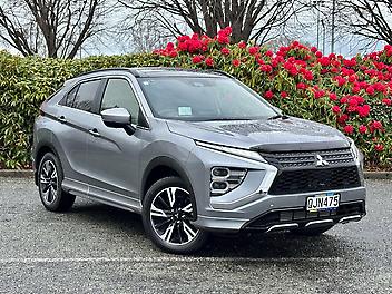 21,113 Km, RV-SUV, 1600 cc, Petrol engine, Tiptronic Automatic