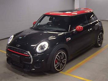 15,400 Km, Hatchback, 2000 cc, Petrol engine, Automatic