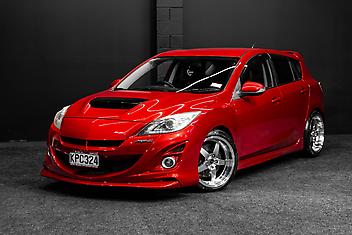 156,000 Km, Hatchback, 2260 cc, Petrol engine, Manual