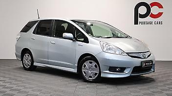 82,350 Km, Station Wagon, 1339 cc, Hybrid engine, Automatic
