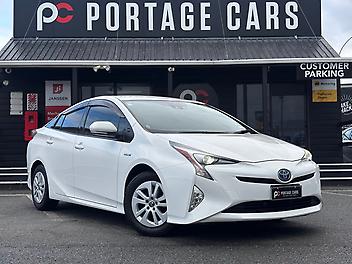 81,748 Km, Hatchback, 1797 cc, Hybrid engine, Automatic