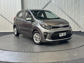 25,000 Km, Hatchback, 1200 cc, Petrol engine, Automatic