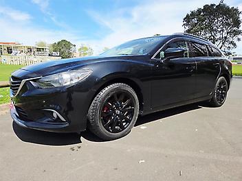 90,000 Km, StationWagon, 2000 cc, Petrol engine, Automatic