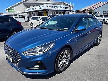 119,602 Km, Saloon, 2359 cc, Petrol engine, 