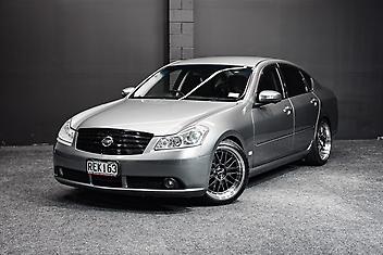 83,000 Km, Sedan, 4490 cc, Petrol engine, Automatic