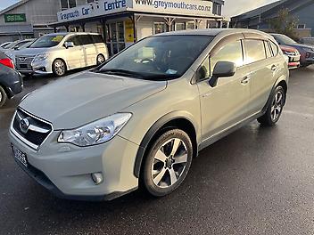 133,682 Km, Wagon, 1995 cc, Hybrid (Electric) engine, Auto