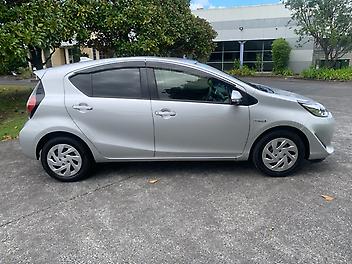 55,411 Km, Hatchback, 1500 cc, Hybrid engine, Automatic