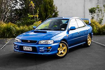 156,000 Km, Sedan, 1990 cc, Petrol engine, Manual
