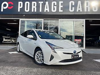 103,168 Km, Hatchback, 1800 cc, Hybrid engine, Automatic