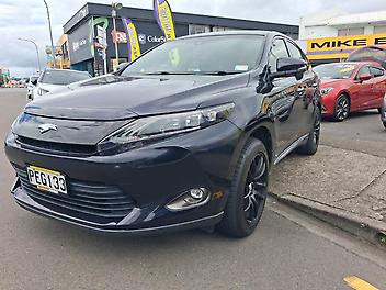 105,028 Km, Station Wagon, 1986 cc, Petrol engine, Automatic