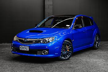125,000 Km, Hatchback, 2450 cc, Petrol engine, Tiptronic