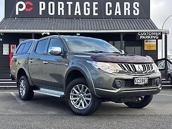 192,704 Km, Ute, 2442 cc, Diesel engine, Automatic