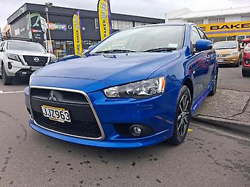 34,800 Km, Sedan, 1998 cc, Petrol engine, Automatic